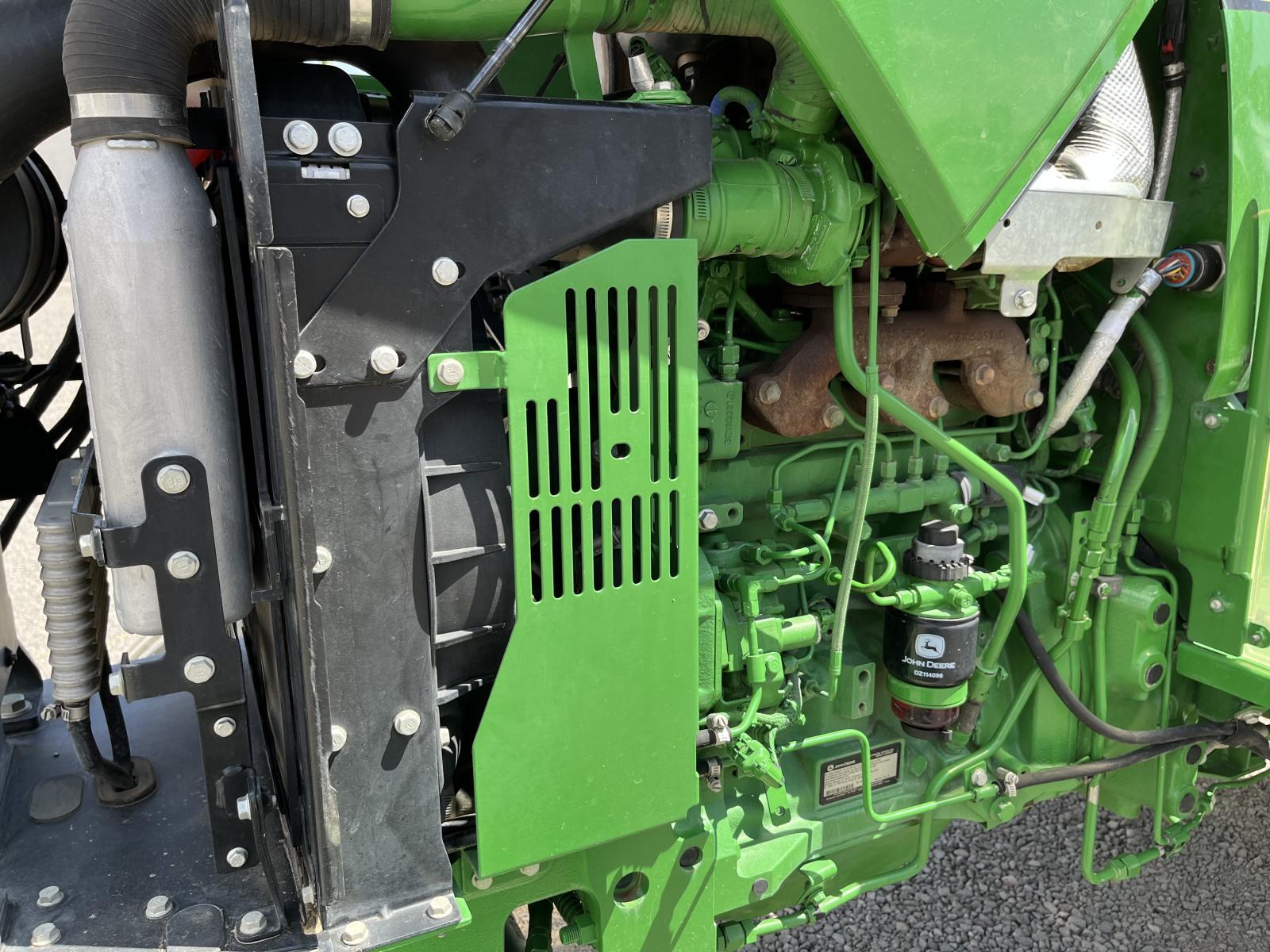 ./imagenes/INVOICE/2019/18007/JOHN DEERE 5055E (15).JPG